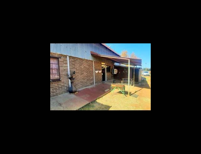 FARM FOR SALE IN MANTEVREDE